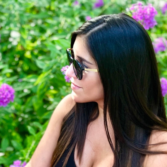 Meet your Posher, Tania - Picture 1 of 1